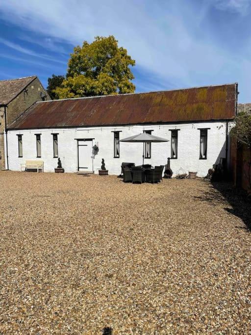 The Old Hay Barn - Games Room, Gym, Sleeps 8 Godmanchester Exterior photo